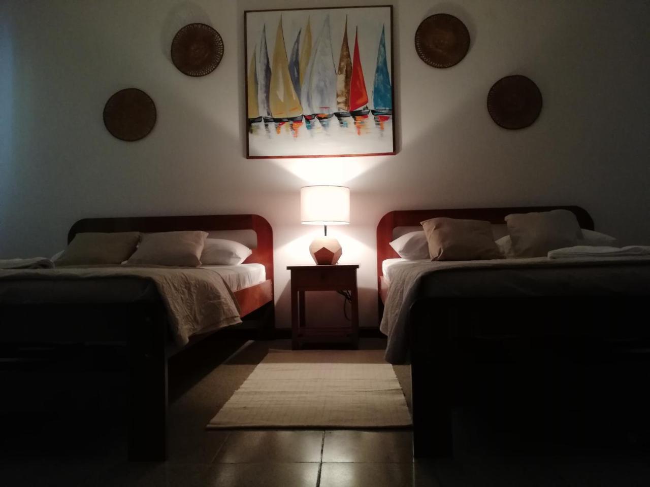 Hotel La Isla Parrita Esterno foto