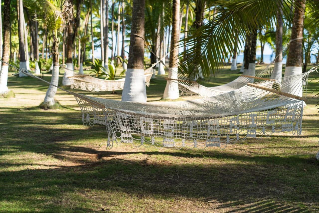 Hotel La Isla Parrita Esterno foto